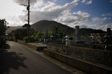 小湊集落の共同墓地