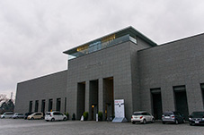 砺波市美術館