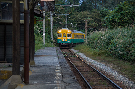 富山地方鉄道02
