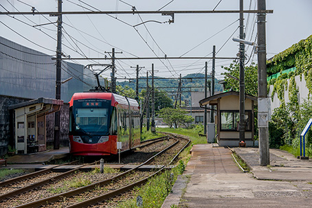 六渡寺駅