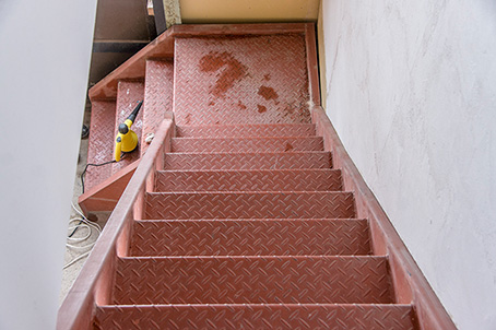階段の掃除02