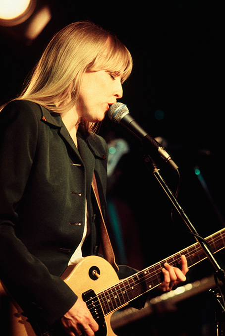 カーラ・オルソン