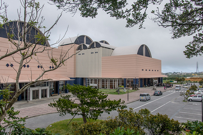 うるま市芸術劇場