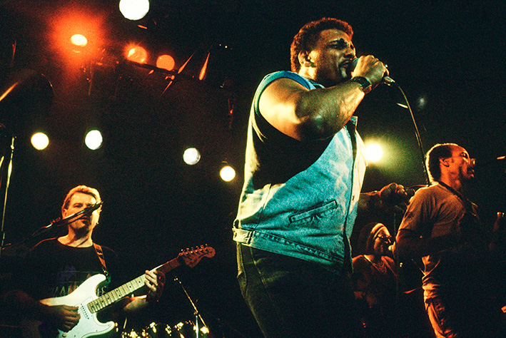 ネヴィル・ブラザーズ