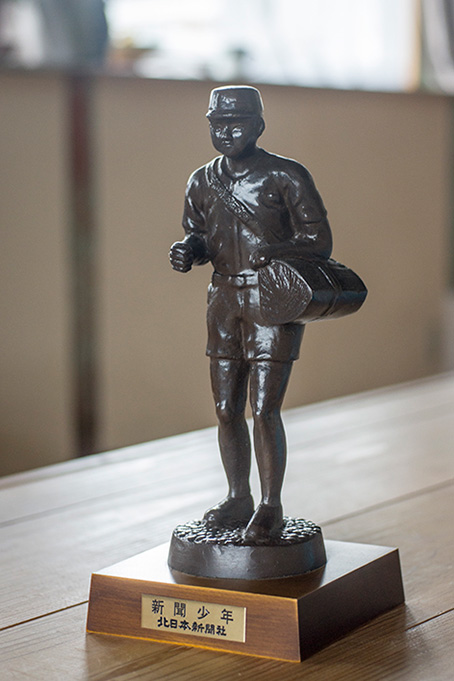 新聞少年の像