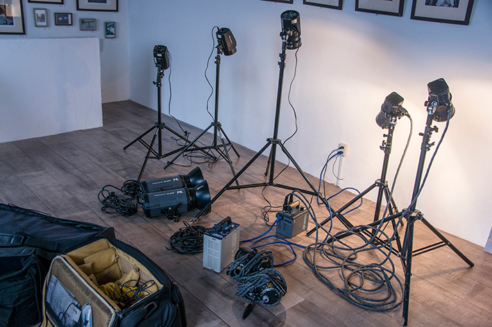 ストロボの通電